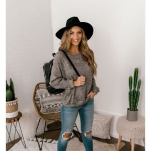 NWT grey magnolia sweater basic large